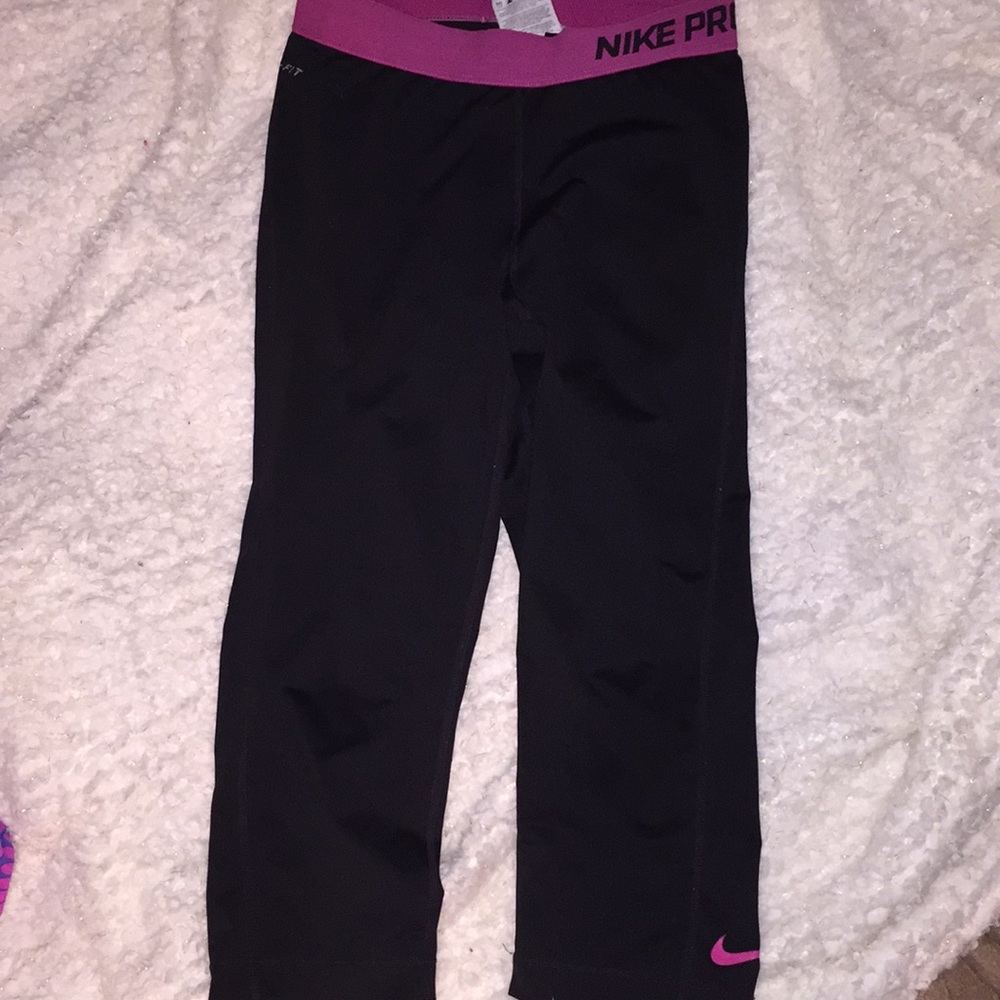 Nike Pro woman’s athletic pants